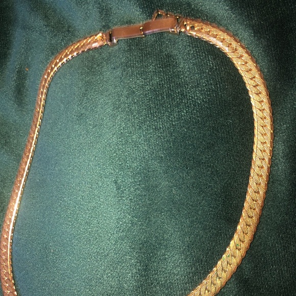 Gold Chain - Picture 2 of 3